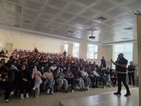 Yabancı Diller Yüksekokulu ile Sağlık Hizmetleri Meslek Yüksekokulu Öğrencilerine Narkotik ve Siber Suçlarla Mücadele Eğitimi Verildi