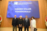Yabancı Diller Yüksekokulu Akademik Personelimize Vefa Ödülü